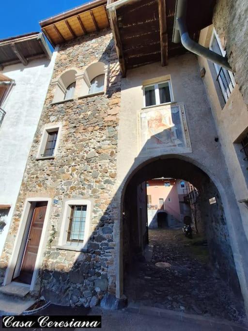 Carabietta Antica Torre Del Castello Casa Ceresiana 빌라 외부 사진