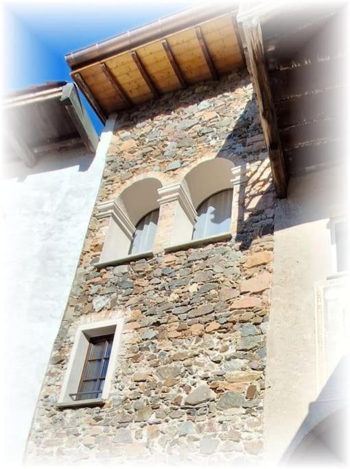 Carabietta Antica Torre Del Castello Casa Ceresiana 빌라 외부 사진